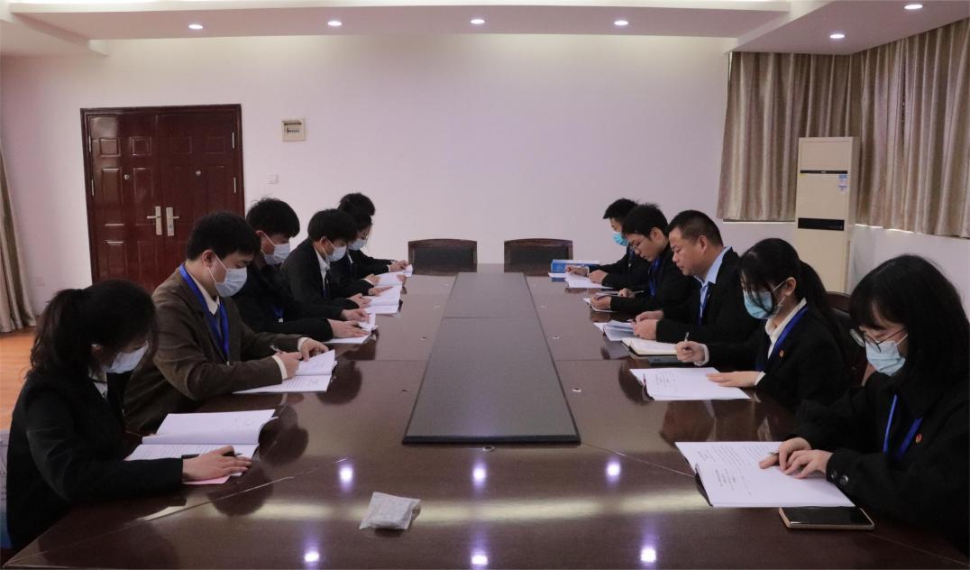 我校第十一次學(xué)生代表大會(huì)隆重召開 我校第十一次學(xué)生代表大會(huì)隆重召開