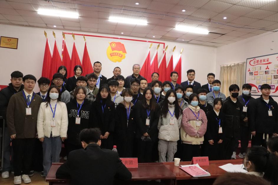 我校第十一次學(xué)生代表大會(huì)隆重召開 我校第十一次學(xué)生代表大會(huì)隆重召開