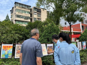 校園藝術(shù)設(shè)計展——展學(xué)子激揚風(fēng)采 校園藝術(shù)設(shè)計展——展學(xué)子激揚風(fēng)采