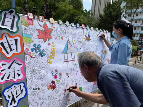 校園藝術(shù)設(shè)計展——展學(xué)子激揚風(fēng)采 校園藝術(shù)設(shè)計展——展學(xué)子激揚風(fēng)采