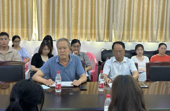 我校召開(kāi)2022-2023學(xué)年春季學(xué)期期末總結(jié)大會(huì) 我校召開(kāi)2022-2023學(xué)年春季學(xué)期期末總結(jié)大會(huì)