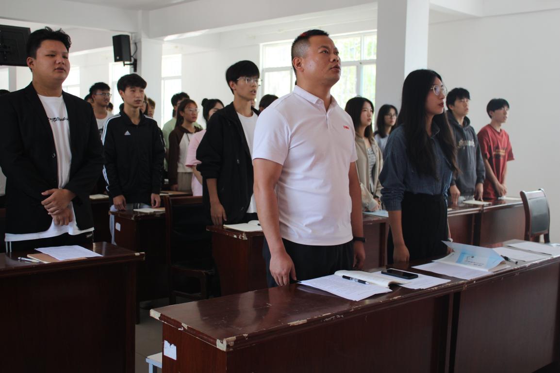 青春逢盛世,奮斗正當(dāng)時(shí)——我校第四期團(tuán)課培訓(xùn)正式開班 青春逢盛世,奮斗正當(dāng)時(shí)——我校第四期團(tuán)課培訓(xùn)正式開班