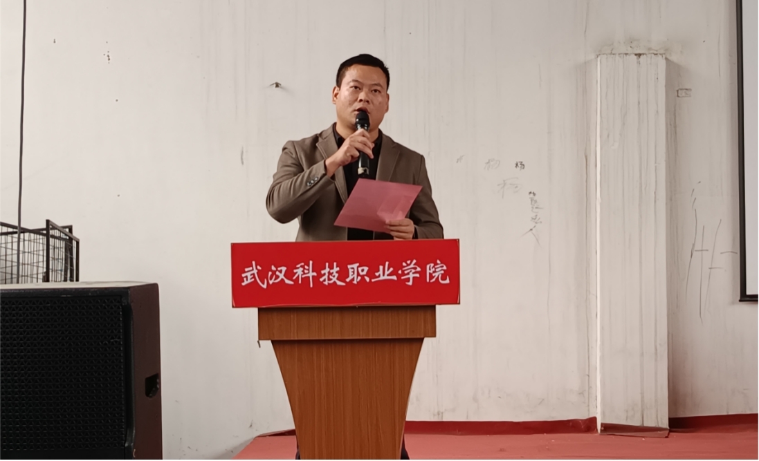 以青春之名,赴籃球之約——校團委舉行第十八屆“希望杯”籃球賽開幕式 以青春之名,赴籃球之約——校團委舉行第十八屆“希望杯”籃球賽開幕式