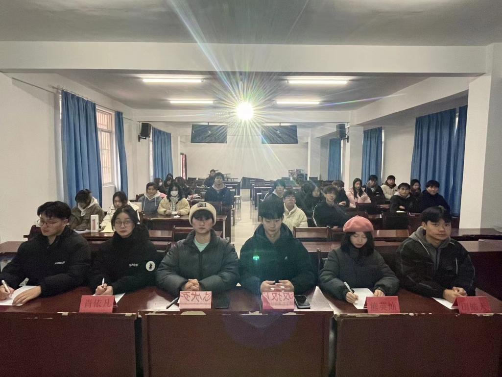 武漢科技職業(yè)學院2023年班徽、黑板報設(shè)計大賽順利開展 武漢科技職業(yè)學院2023年班徽、黑板報設(shè)計大賽順利開展