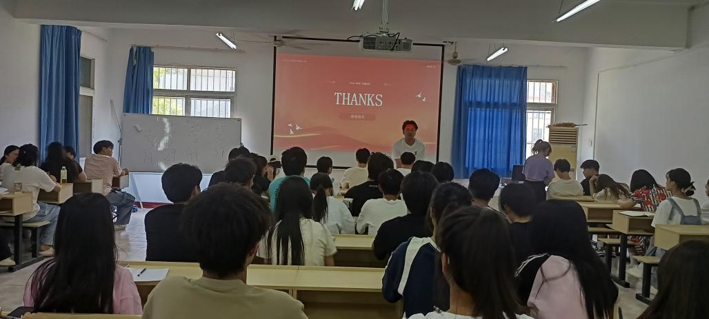 團(tuán)聚青春,以培促干 團(tuán)聚青春,以培促干