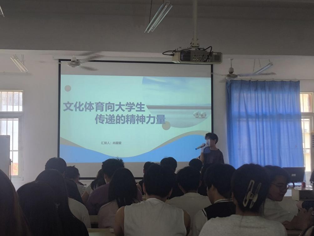 團(tuán)聚青春,以培促干 團(tuán)聚青春,以培促干