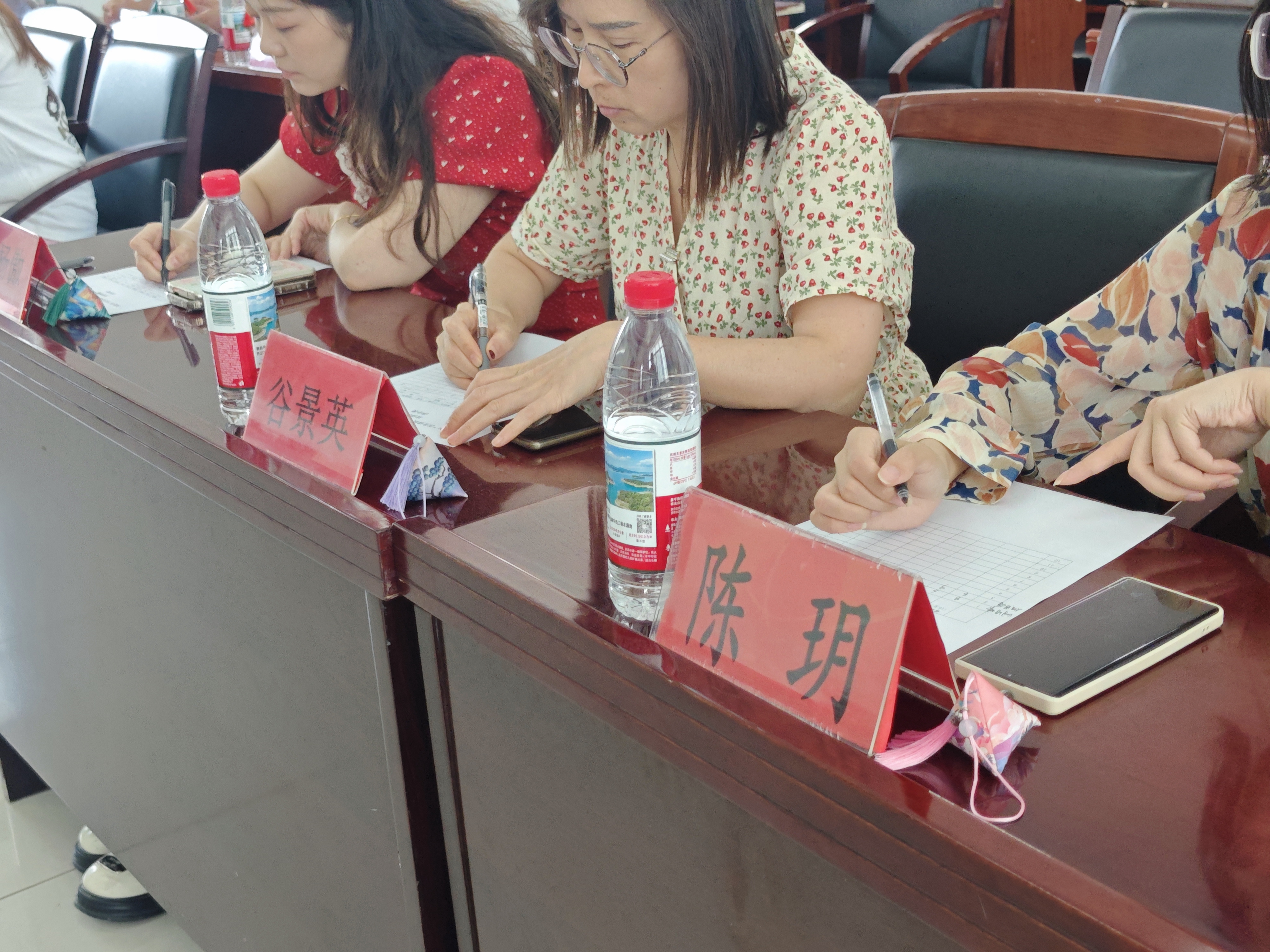 粽情誦華章,青語傳薪火 粽情誦華章,青語傳薪火