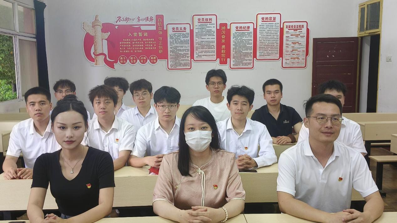 筑牢信仰之基,勇?lián)鷷r代使命 筑牢信仰之基,勇?lián)鷷r代使命