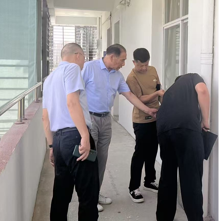 筑牢開學(xué)安全線,護(hù)航新學(xué)期啟航 —— 我院開展2025年秋季學(xué)期開學(xué)大檢查 筑牢開學(xué)安全線,護(hù)航新學(xué)期啟航 —— 我院開展2025年秋季學(xué)期開學(xué)大檢查