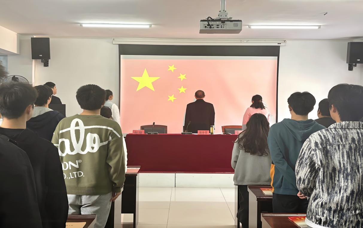 武漢科技職業(yè)學院第40期業(yè)余黨校開班典禮順利舉行