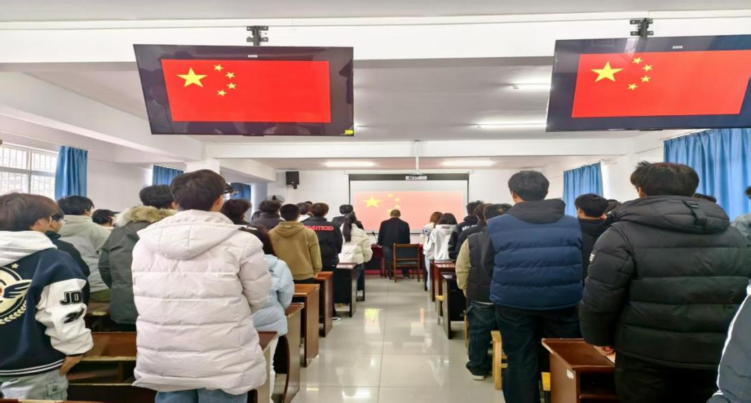 淬煉初心擔(dān)使命 薪火相傳啟新程 ——武漢科技職業(yè)學(xué)院第40期業(yè)余黨校順利結(jié)業(yè) 淬煉初心擔(dān)使命 薪火相傳啟新程 ——武漢科技職業(yè)學(xué)院第40期業(yè)余黨校順利結(jié)業(yè)