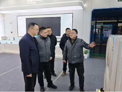 深化產(chǎn)教融合 情系學(xué)生成長(zhǎng)——校領(lǐng)導(dǎo)帶隊(duì)走訪慰問(wèn)企業(yè)實(shí)習(xí)學(xué)生