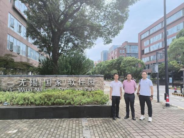 訪企拓崗促實(shí)習(xí) 情系學(xué)子暖人心