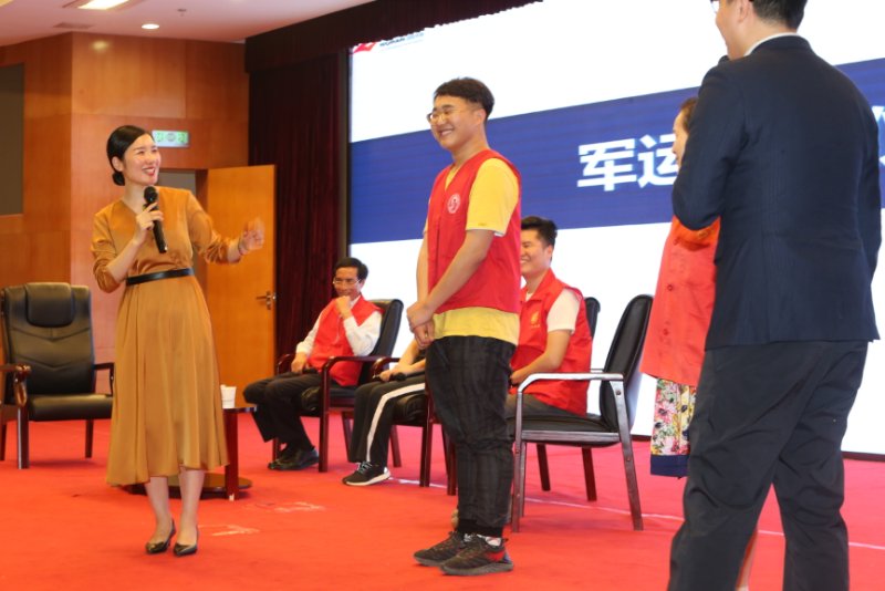 我院50多名軍運會志愿者 應(yīng)邀參加市民大講堂第258期活動 我院50多名軍運會志愿者 應(yīng)邀參加市民大講堂第258期活動