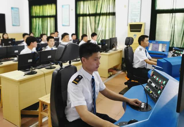 （轉(zhuǎn)載）2019高考填報(bào)這個(gè)志愿 不再為工作擔(dān)憂