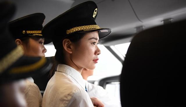 國內(nèi)鐵路將迎來首批女動車組司機