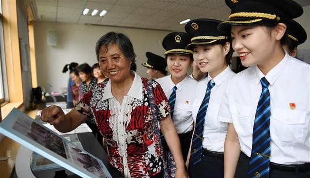 國內(nèi)鐵路將迎來首批女動車組司機