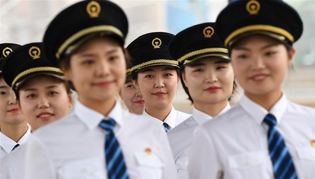 國內(nèi)鐵路將迎來首批女動車組司機