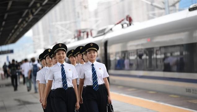 國內(nèi)鐵路將迎來首批女動車組司機