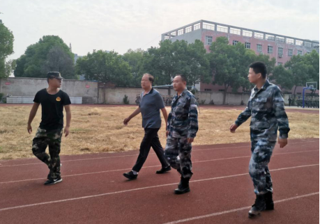 我院召開2019級新生軍訓匯報表演暨總結表彰大會