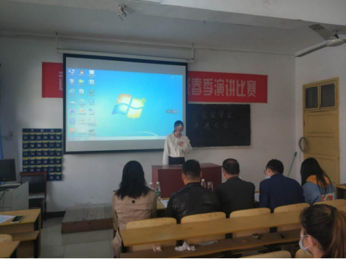 我校舉行2019-2020學(xué)年國家獎學(xué)金評選大會