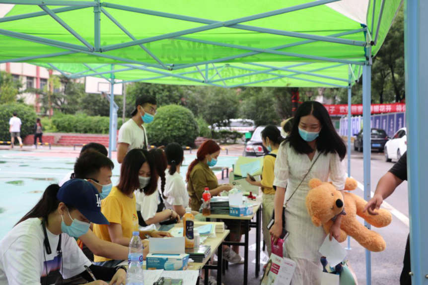 歡迎回家！武漢科技職業(yè)學院迎來2020屆首批畢業(yè)生返校