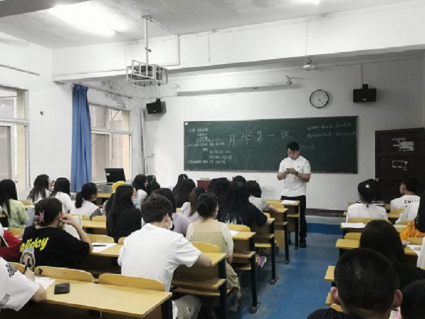 學(xué)工處深入開展開學(xué)教育，堅決上好開學(xué)第一課