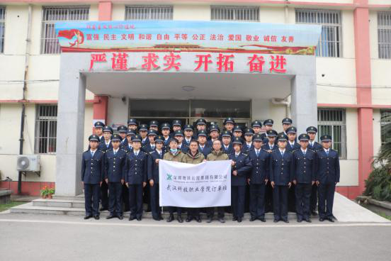 我院舉行2019級深圳地鐵訂單班開班儀式 我院舉行2019級深圳地鐵訂單班開班儀式