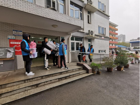 開學啦！師生順利返校