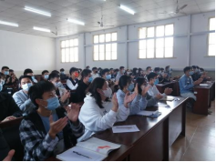 我院舉行第三十二期業(yè)余黨校結(jié)業(yè)典禮